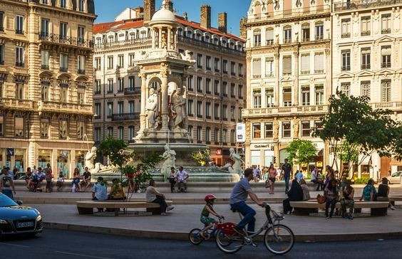 du lịch Lyon du lịch Lyon